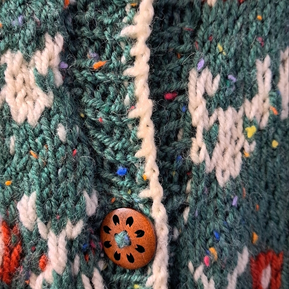 Hand knit cardigan - Picture 5 of 6